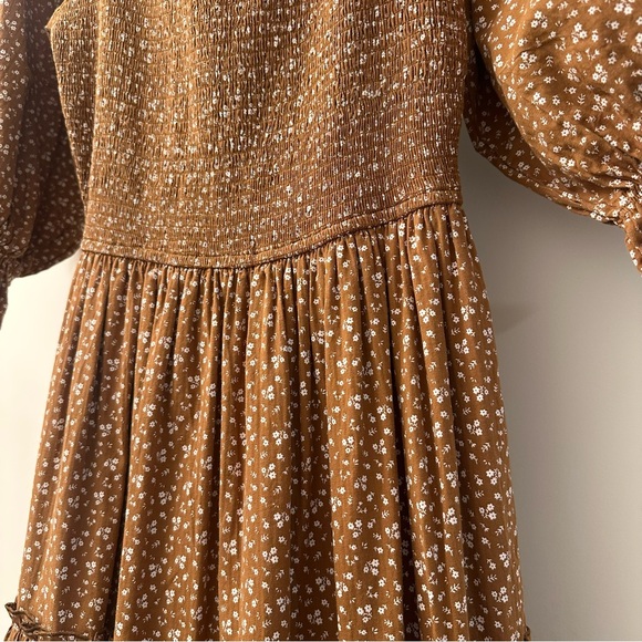 Ivy City Co Amber brown floral dress Size Small - Picture 13 of 13